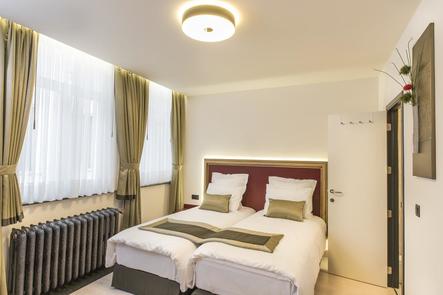 Agora hotel